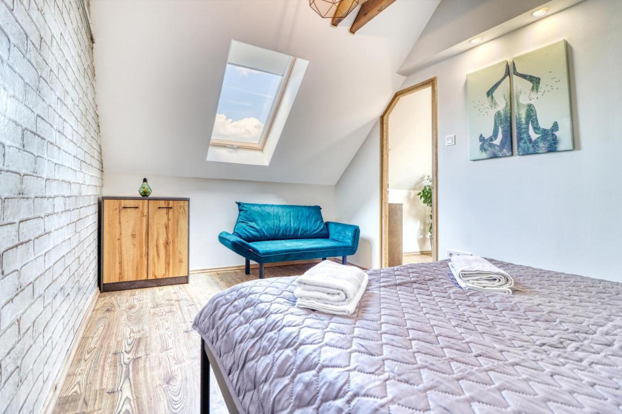 Zenloft Apartman Eger Bagian luar foto